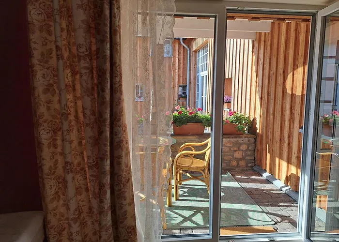 Androla Am Vennbahnradweg Lägenhet